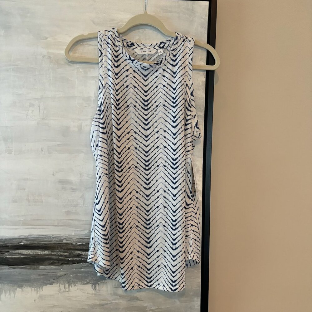 NWT Athleta Breezy Tank Size Medium